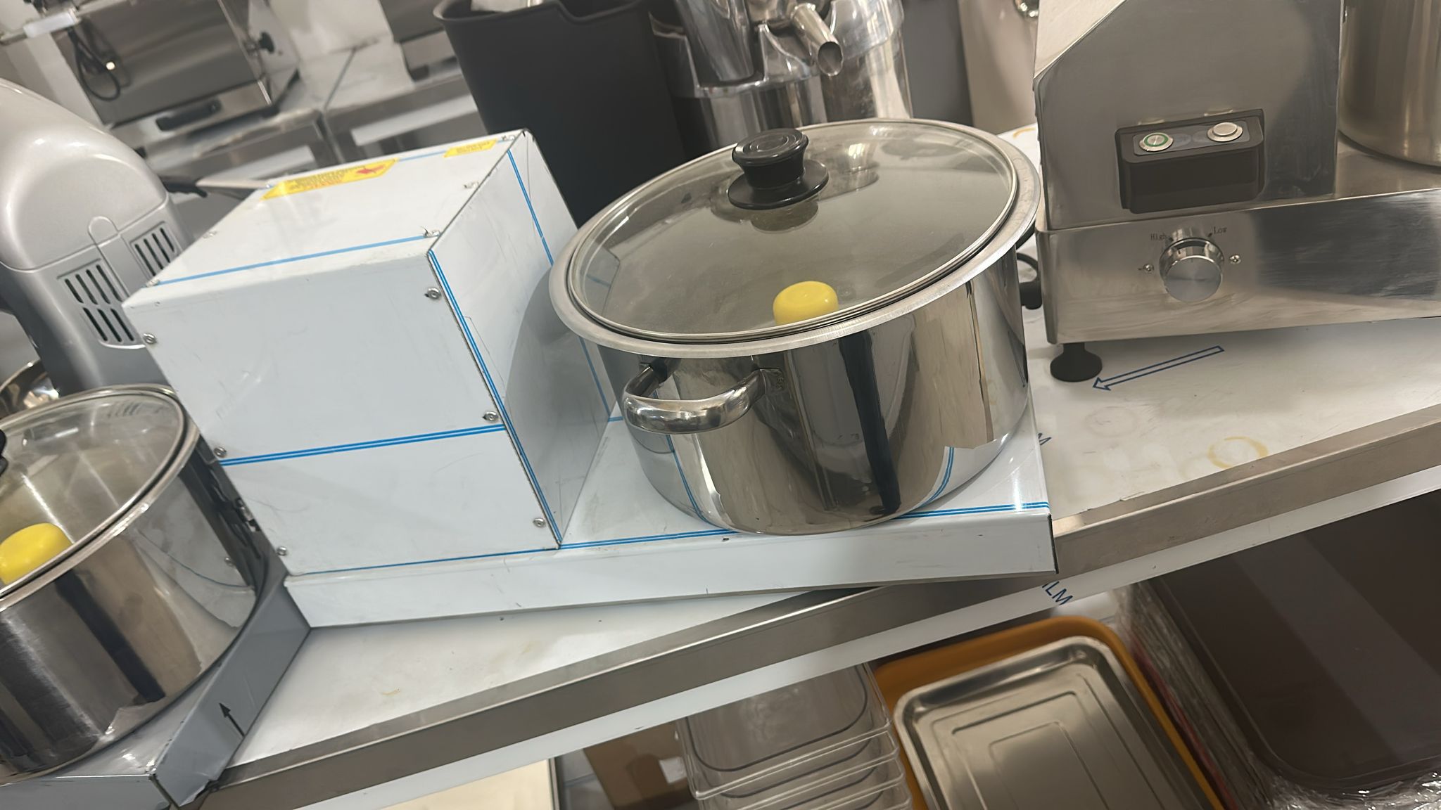 ماكنة طحن الحمص